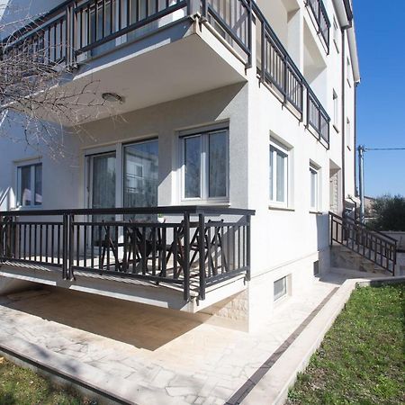 Apartments Villa Japeri Каштела Экстерьер фото